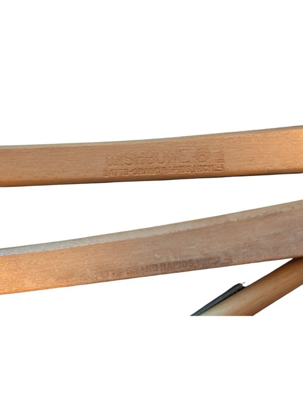Set Of 11 Wooden/Plastic Suit Hangers With Metal Hooks & Pant Bar